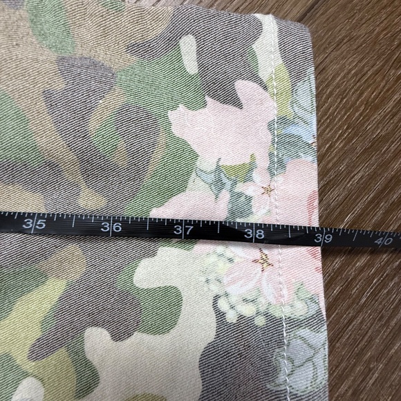 Boston Proper Women's Pull On Camo Floral Jeans, Size 14, Ankle, Slim, Fall - Picture 4 of 11